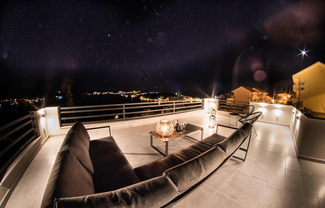 The Grande - Huge Terrace - Amazing Sea Views - Tastefully Furnished - Access To Rooftop Terrace And Gym - Hillside Apartments Rogoznica Rogoznica  Εξωτερικό φωτογραφία