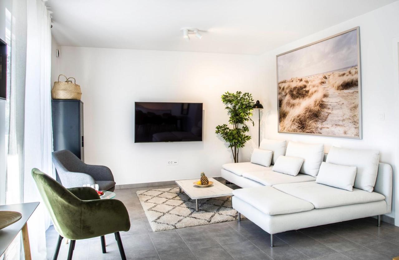 The Grande - Huge Terrace - Amazing Sea Views - Tastefully Furnished - Access To Rooftop Terrace And Gym - Hillside Apartments Rogoznica Rogoznica  Εξωτερικό φωτογραφία