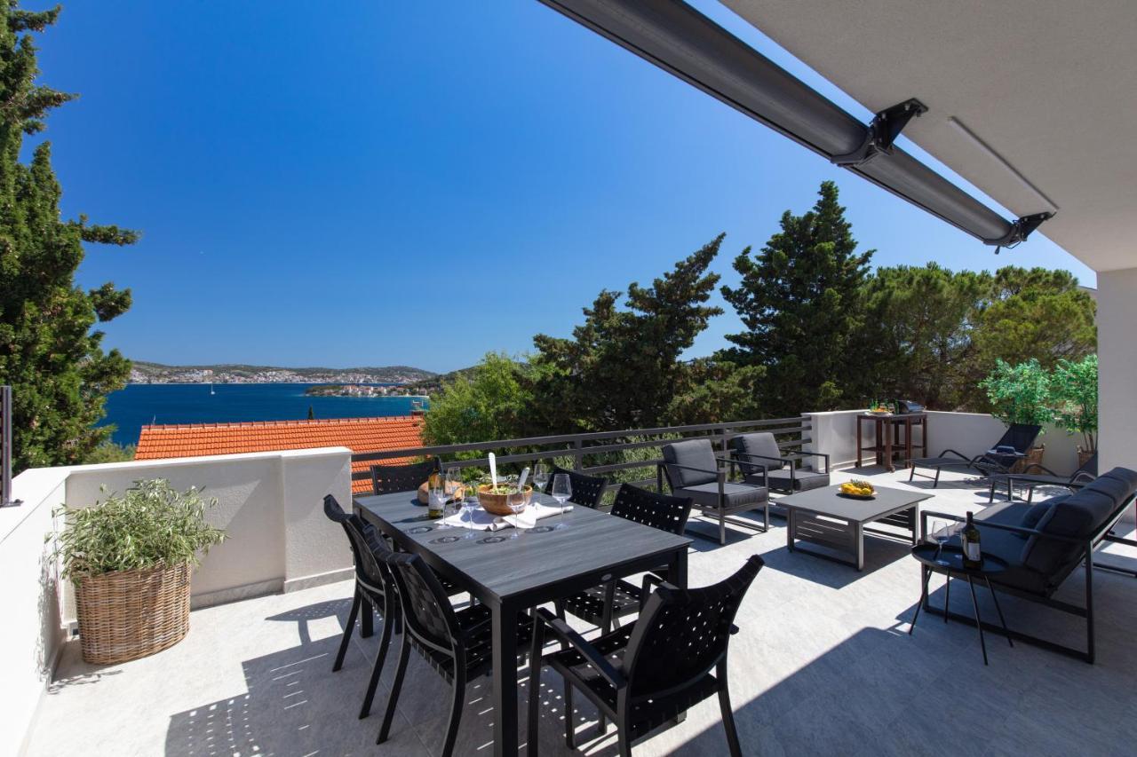 The Grande - Huge Terrace - Amazing Sea Views - Tastefully Furnished - Access To Rooftop Terrace And Gym - Hillside Apartments Rogoznica Rogoznica  Εξωτερικό φωτογραφία