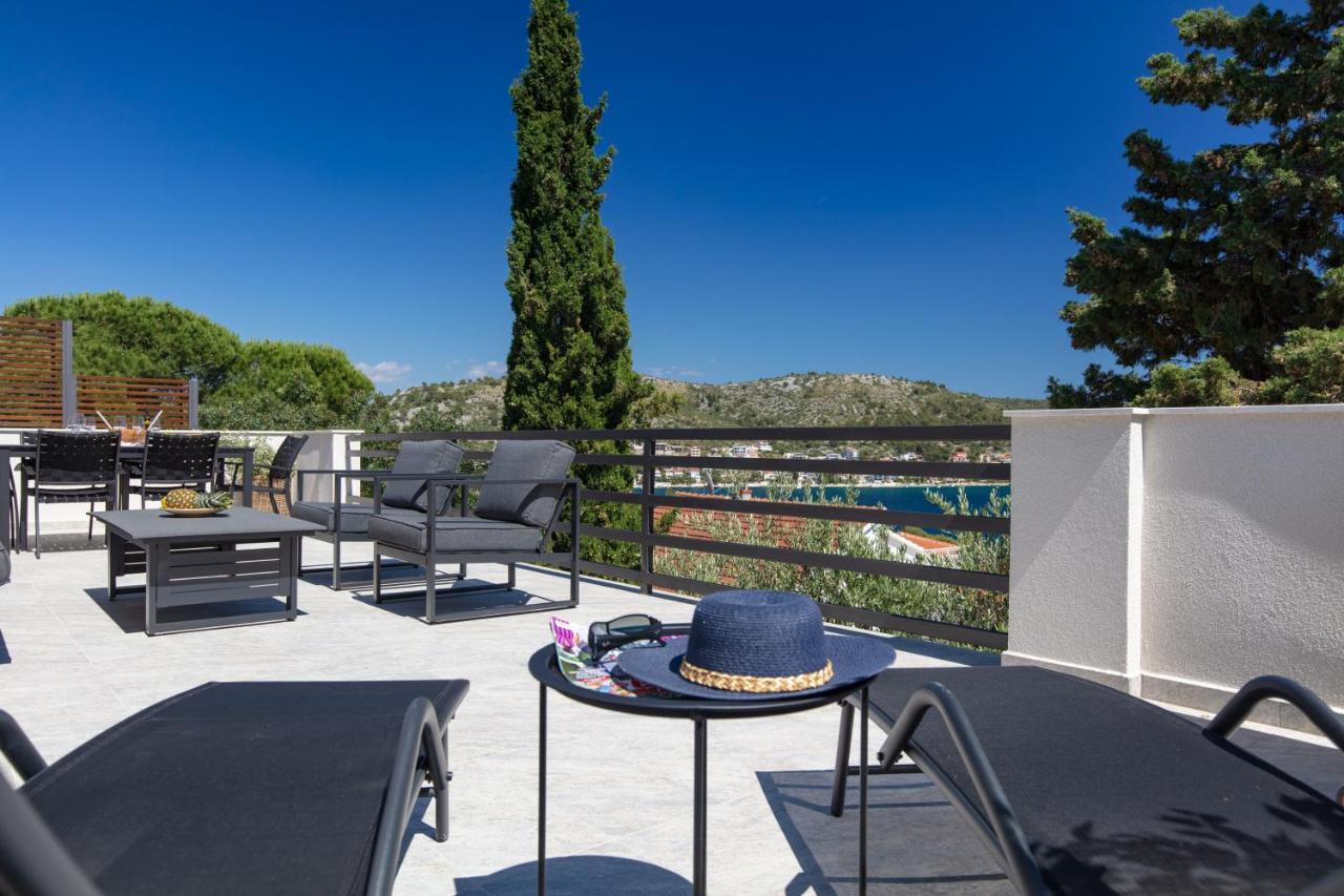 The Grande - Huge Terrace - Amazing Sea Views - Tastefully Furnished - Access To Rooftop Terrace And Gym - Hillside Apartments Rogoznica Rogoznica  Εξωτερικό φωτογραφία