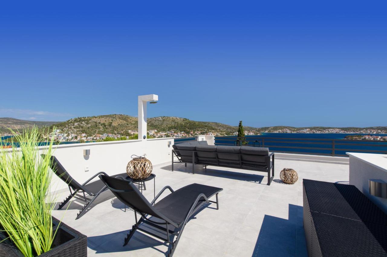 The Grande - Huge Terrace - Amazing Sea Views - Tastefully Furnished - Access To Rooftop Terrace And Gym - Hillside Apartments Rogoznica Rogoznica  Εξωτερικό φωτογραφία
